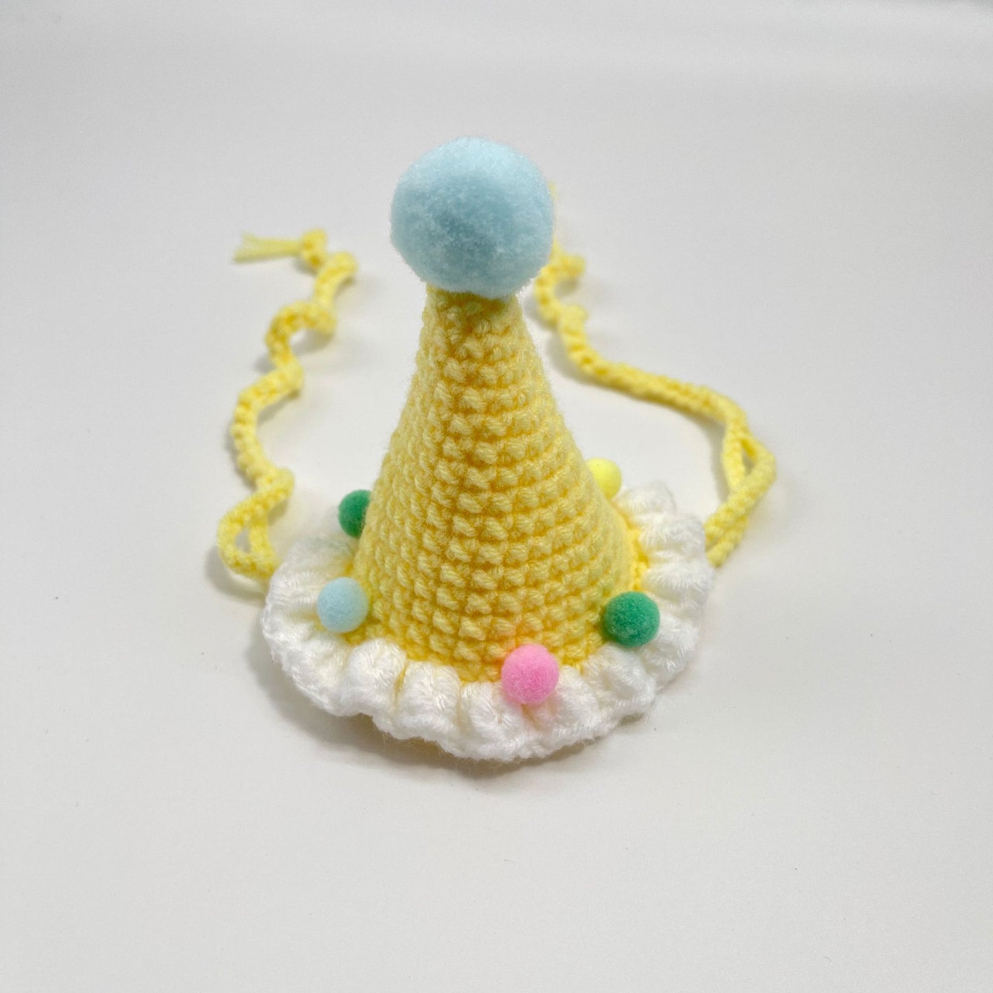  Cute Knit Pet Hat with Flower Topper - Adjustable for Cats & Small Dogs 